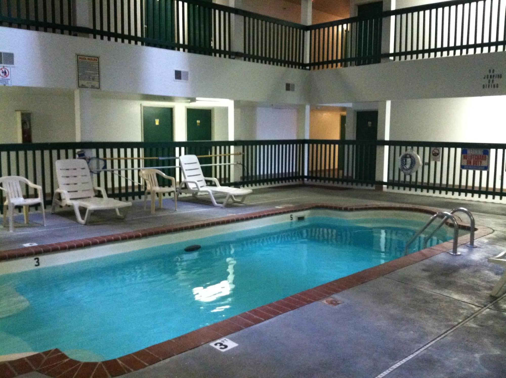 Budget Inn Wentzville Extérieur photo