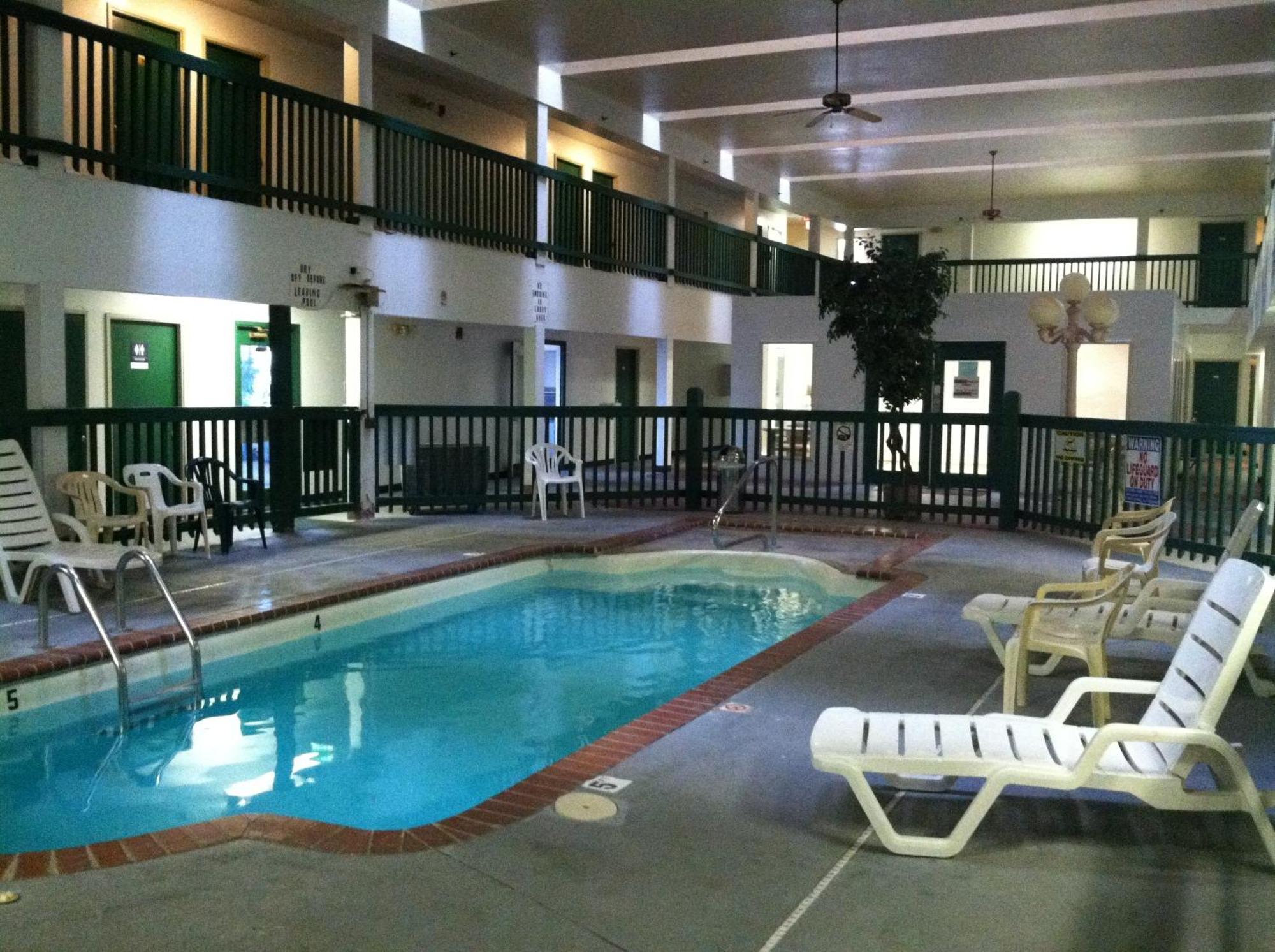 Budget Inn Wentzville Extérieur photo