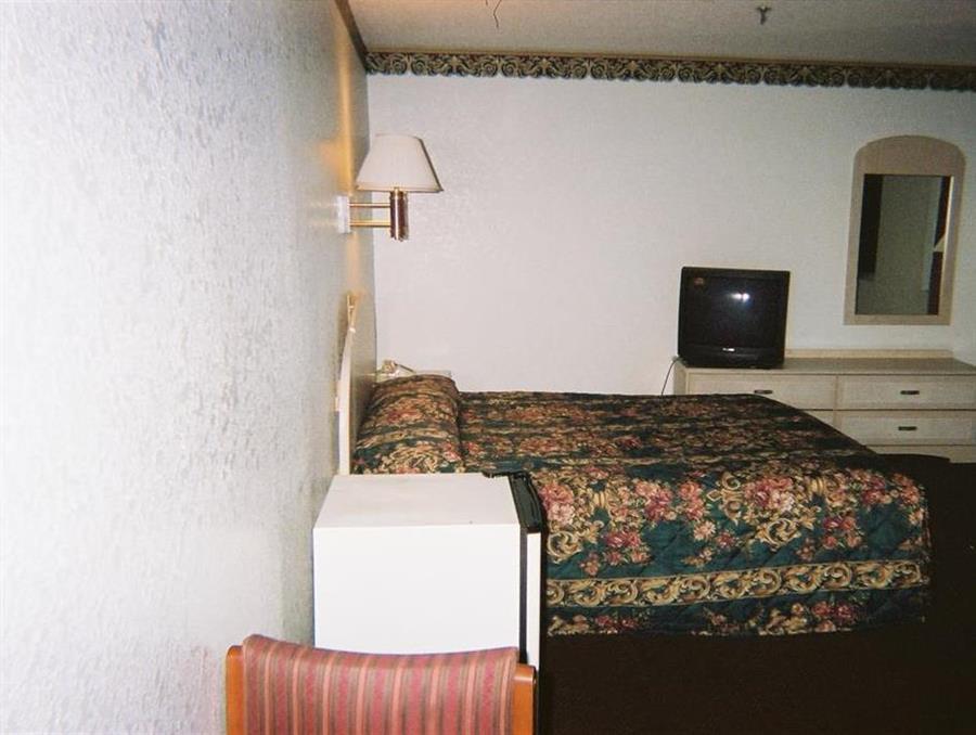 Budget Inn Wentzville Extérieur photo