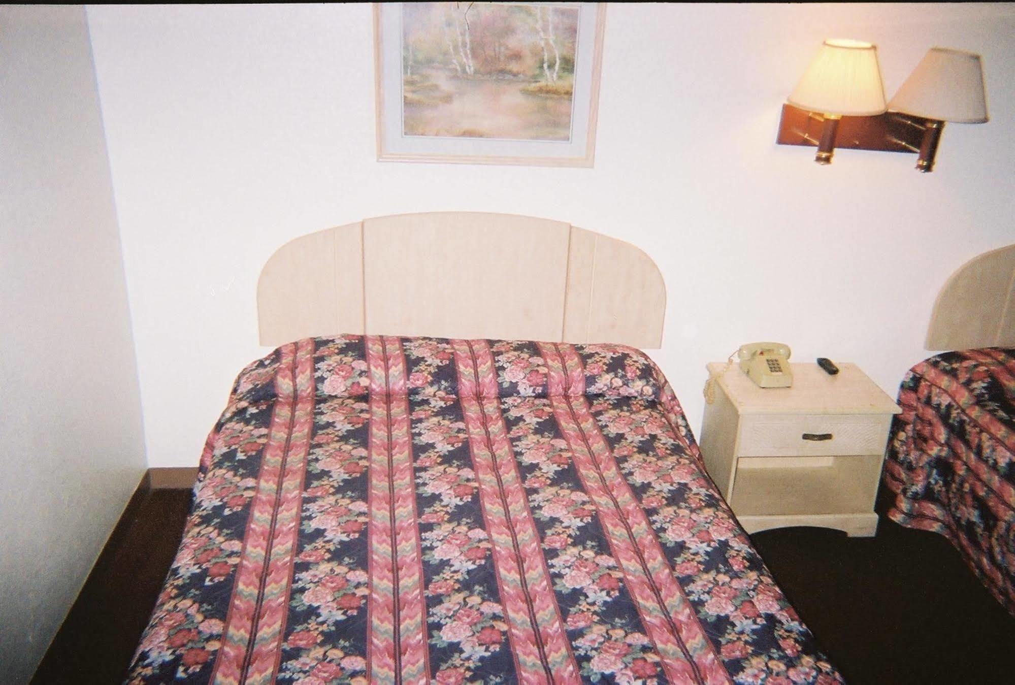 Budget Inn Wentzville Extérieur photo