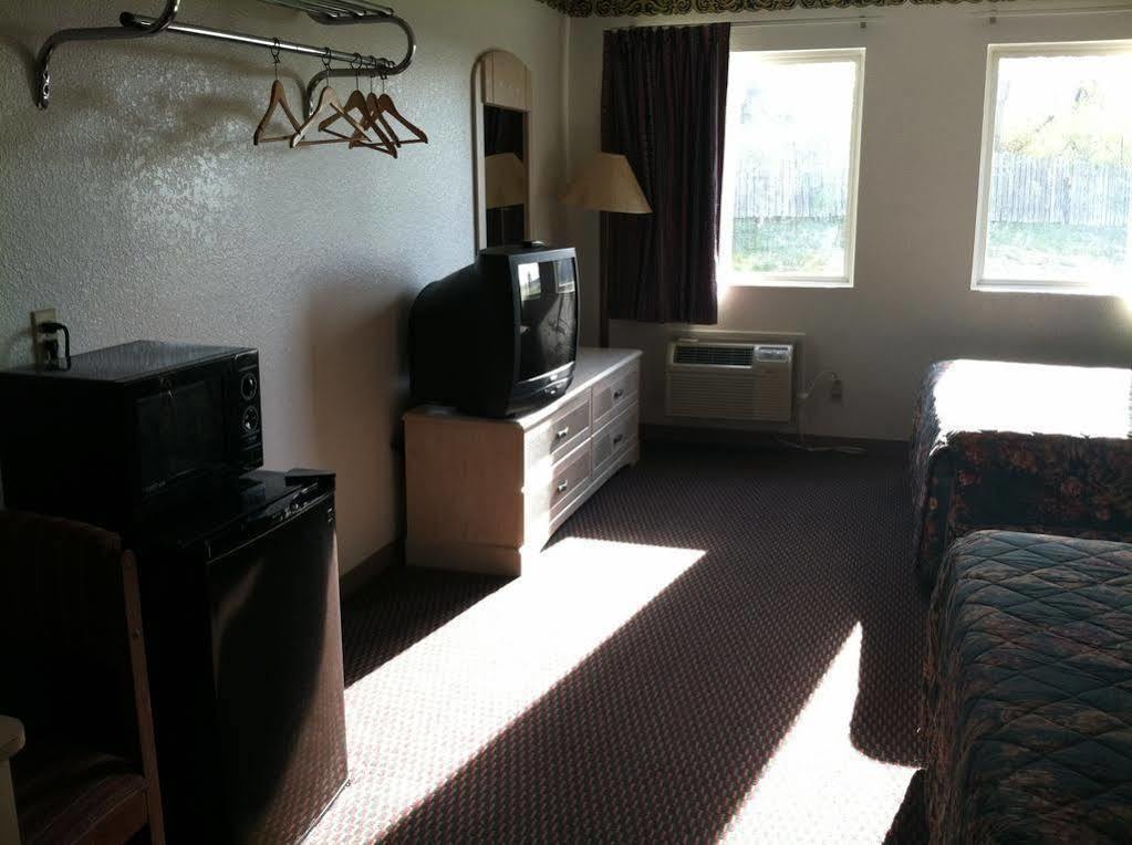 Budget Inn Wentzville Extérieur photo